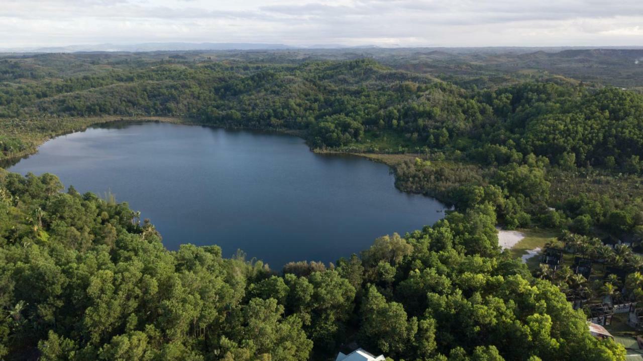 Les Acacias Bungalows Manambolo Eksteriør billede