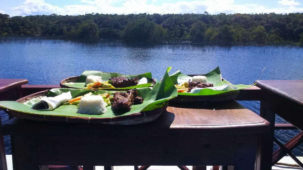 Les Acacias Bungalows Manambolo Eksteriør billede